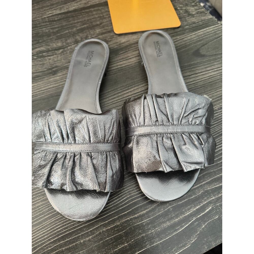 Michael Kors Metallic Bella Ruffle Slide Sandals Sz. 11